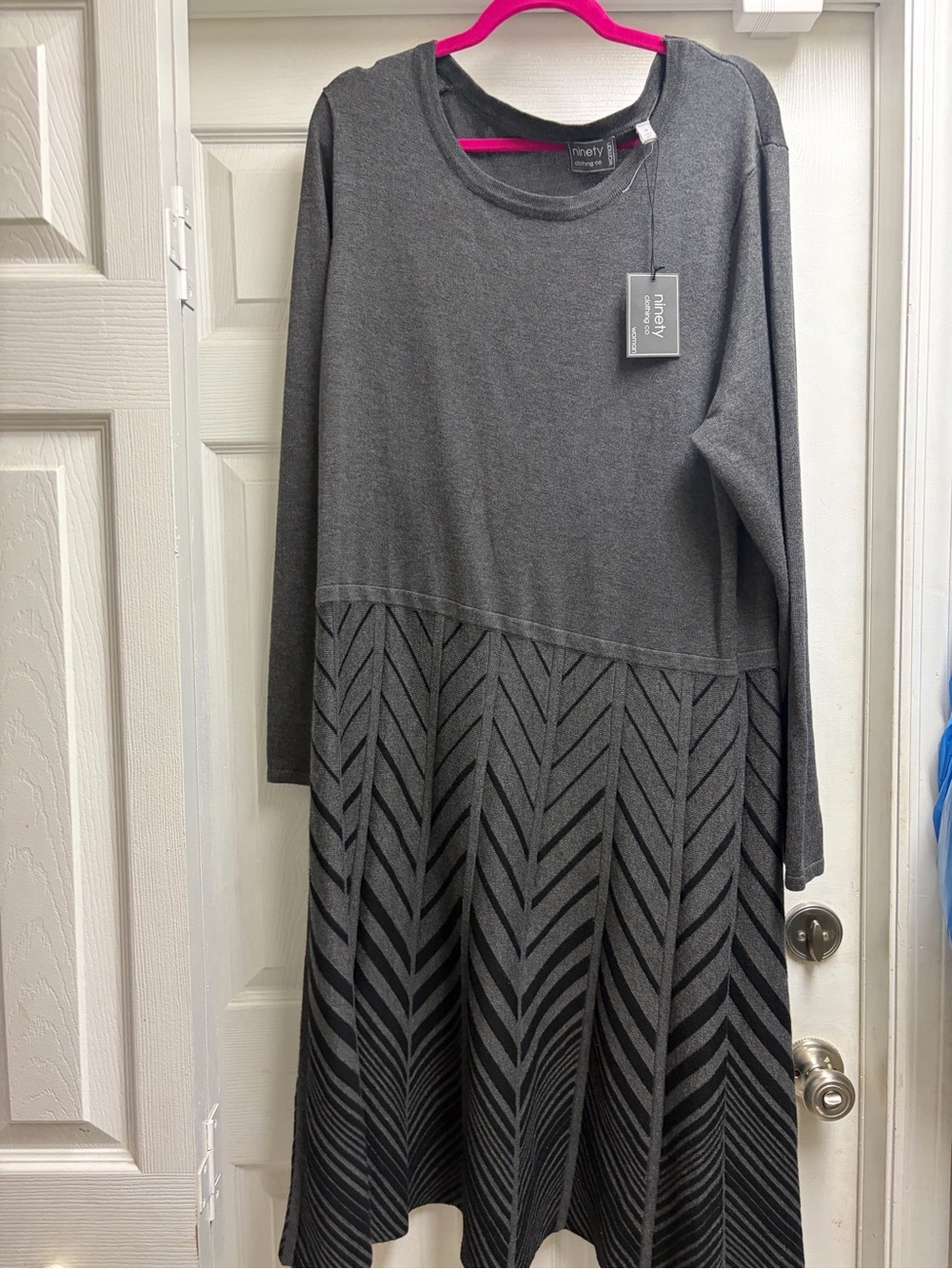 Ninety Gray Long-Sleeve Patterned Knit Sweater Dress